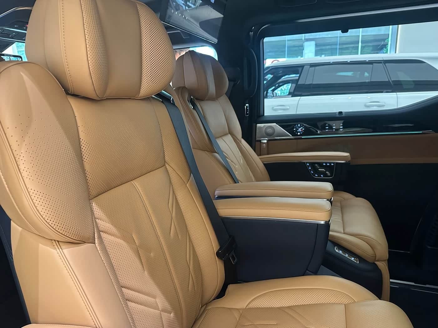 2026 Zeekr 009 رمادي فضي, 100 km, China export – photo 8