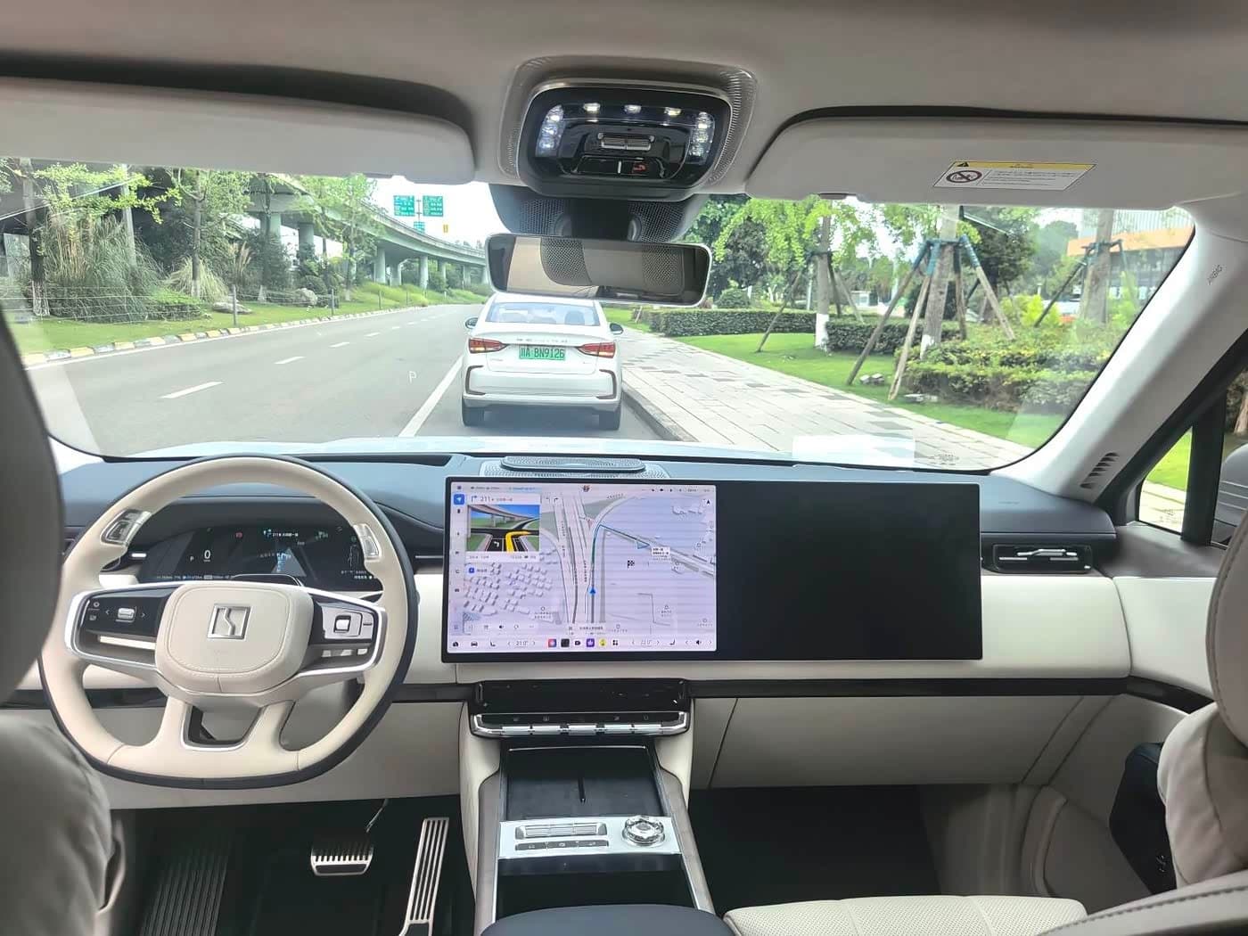 2025 Zeekr 9X White, 14,000 km, China export – photo 5