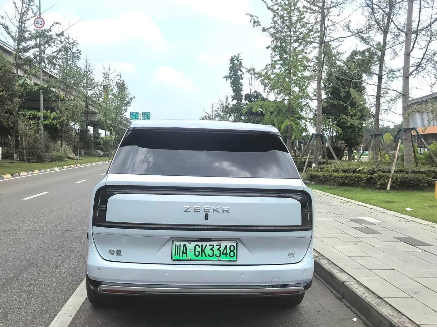 2025 Zeekr 9X White, 14,000 km, China export – photo 8