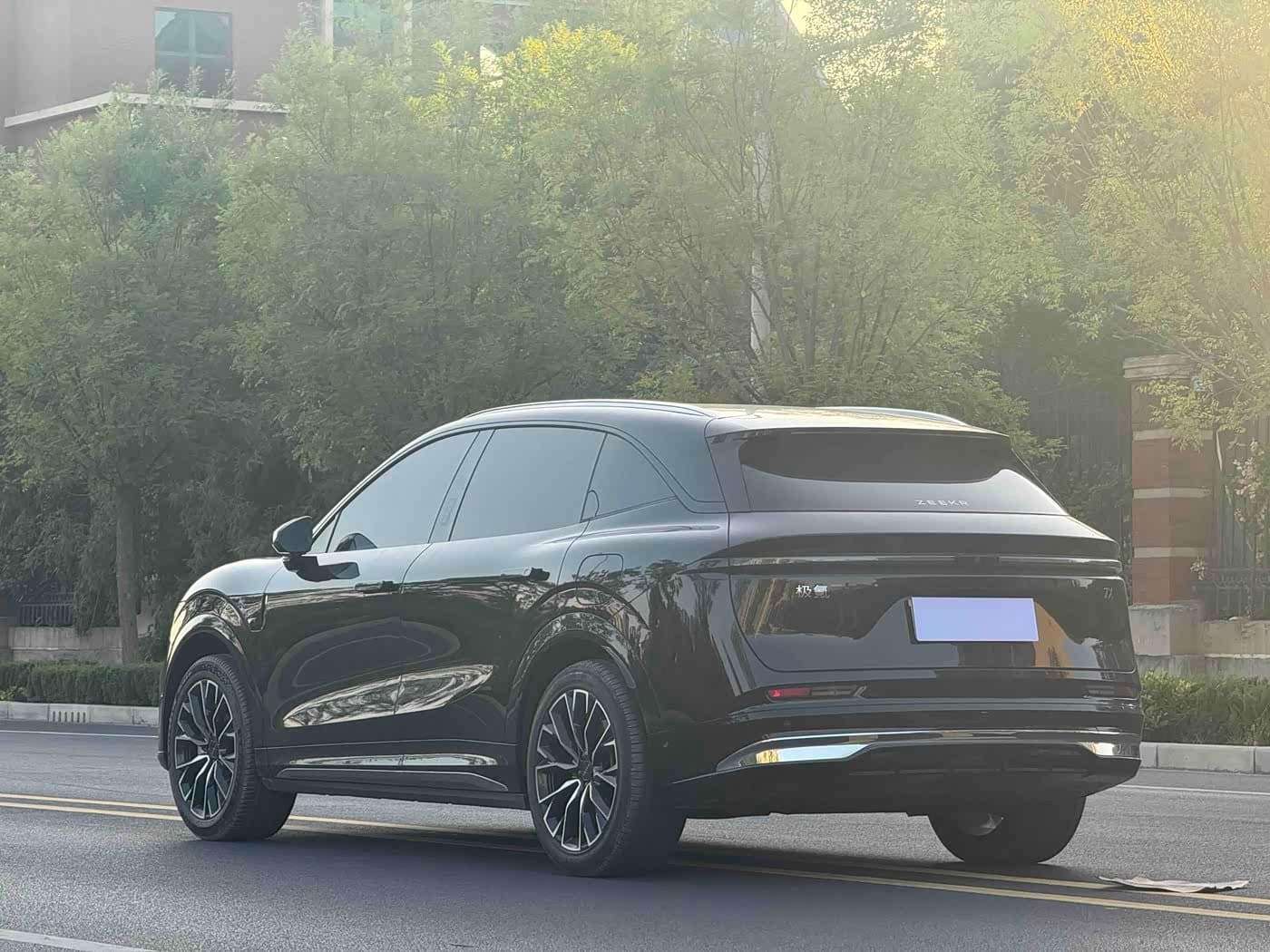 2025 Zeekr 7X Black, 5,000 km, China export – photo 7