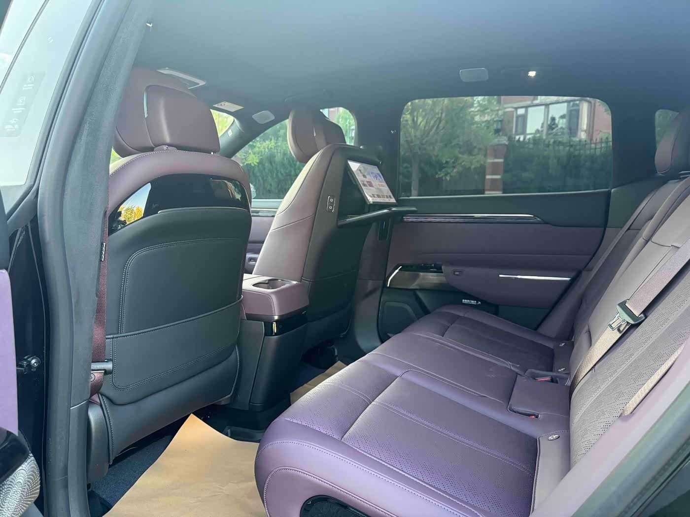 2025 Zeekr 7X Black, 5,000 km, China export – photo 6