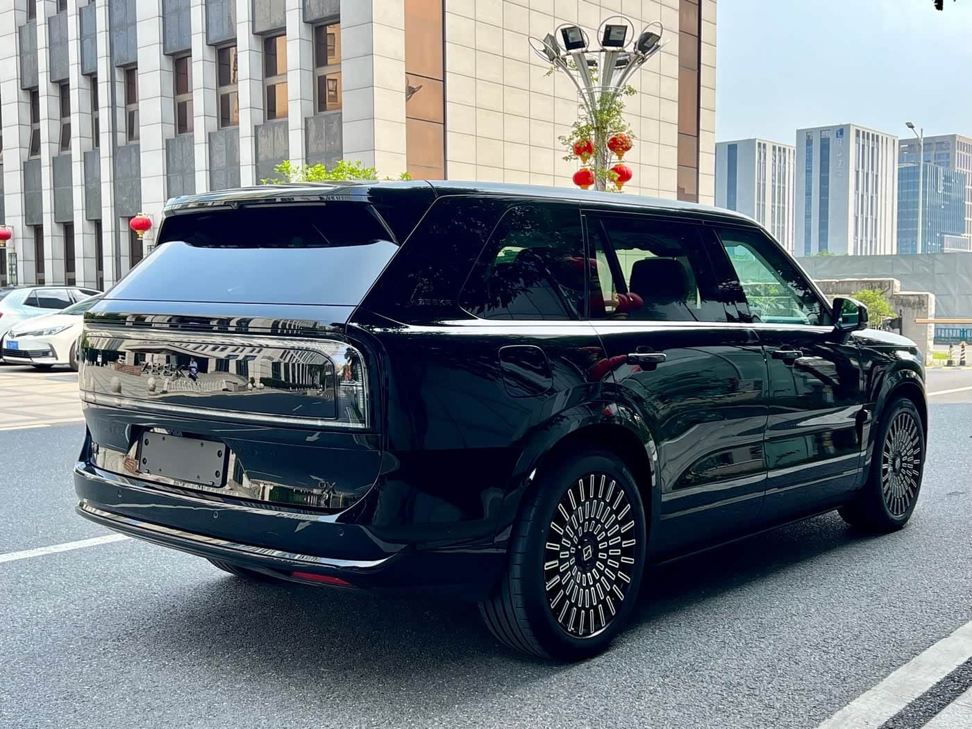 2025 Zeekr 9X Black, 3,800 km, China export – photo 10