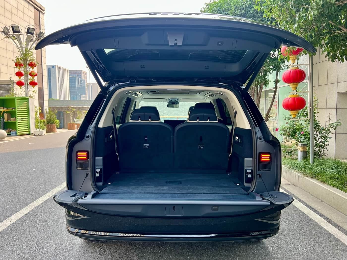 2025 Zeekr 9X Black, 3,800 km, China export – photo 11