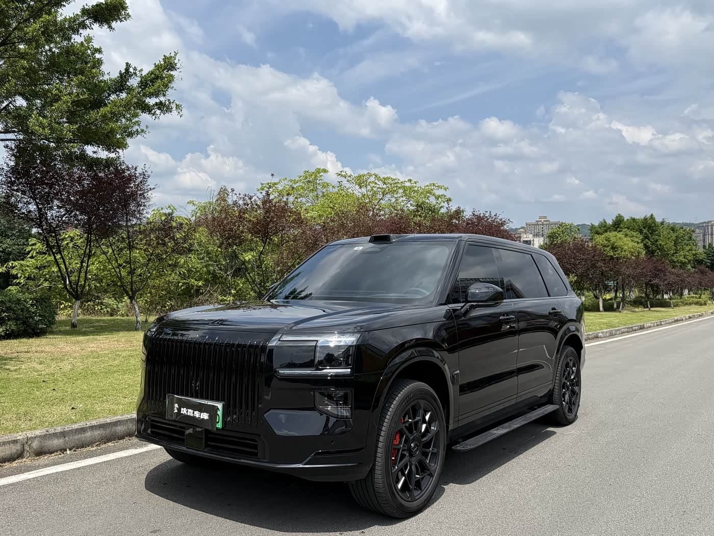 2025 Zeekr 9X Black, 4,000 km, China export – photo 1