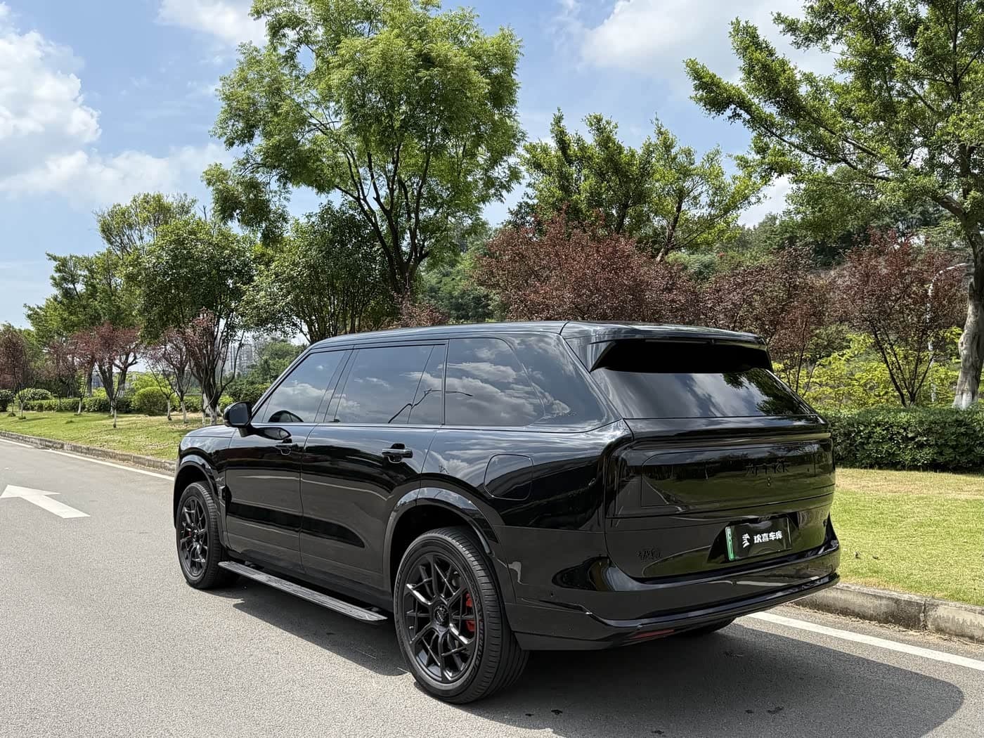 2025 Zeekr 9X Black, 4,000 km, China export – photo 4