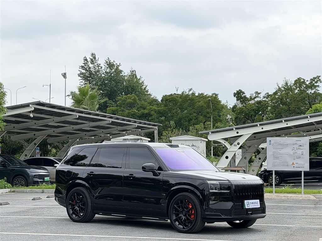 2025 Zeekr 9X Black, 9,000 km, China export – photo 3