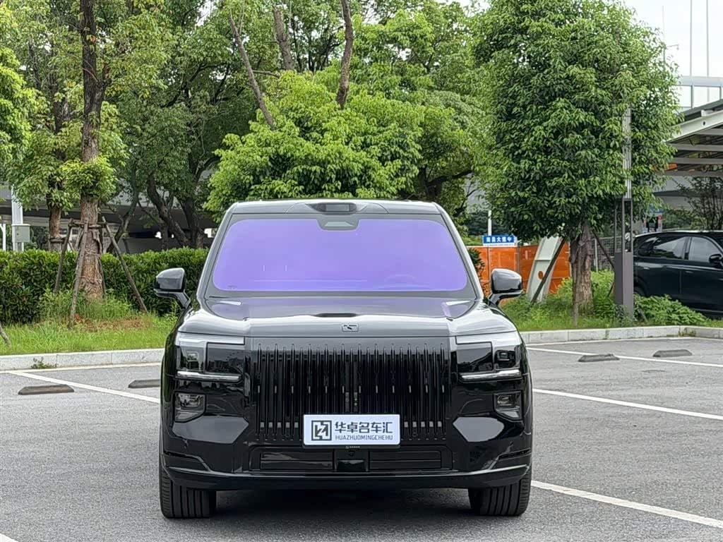 2025 Zeekr 9X Black, 9,000 km, China export – photo 2