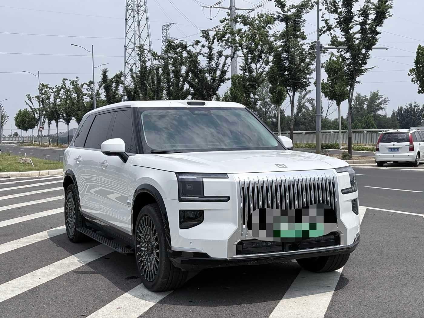2025 Zeekr 9X White, 8,000 km, China export – photo 3