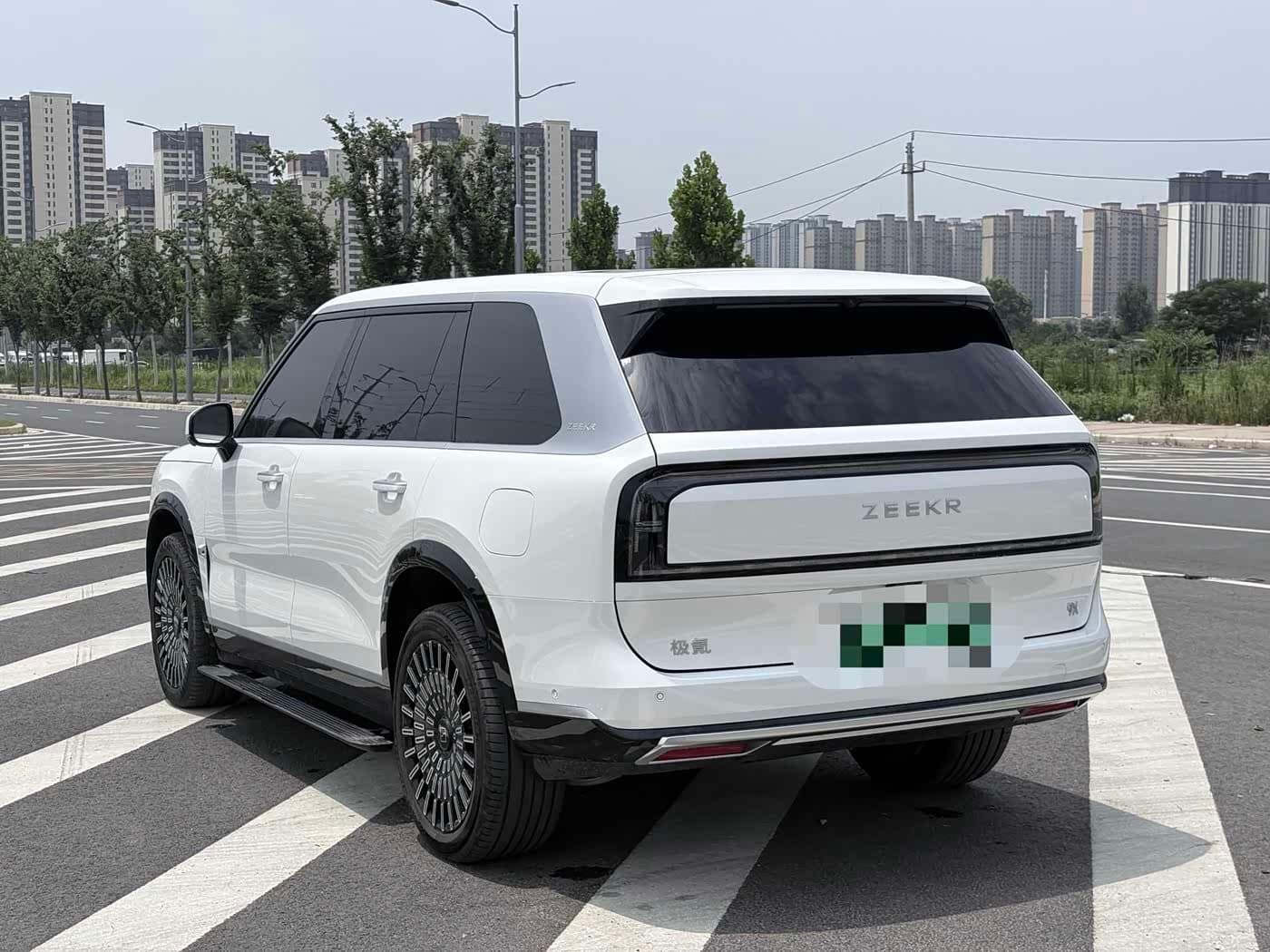 2025 Zeekr 9X White, 8,000 km, China export – photo 8