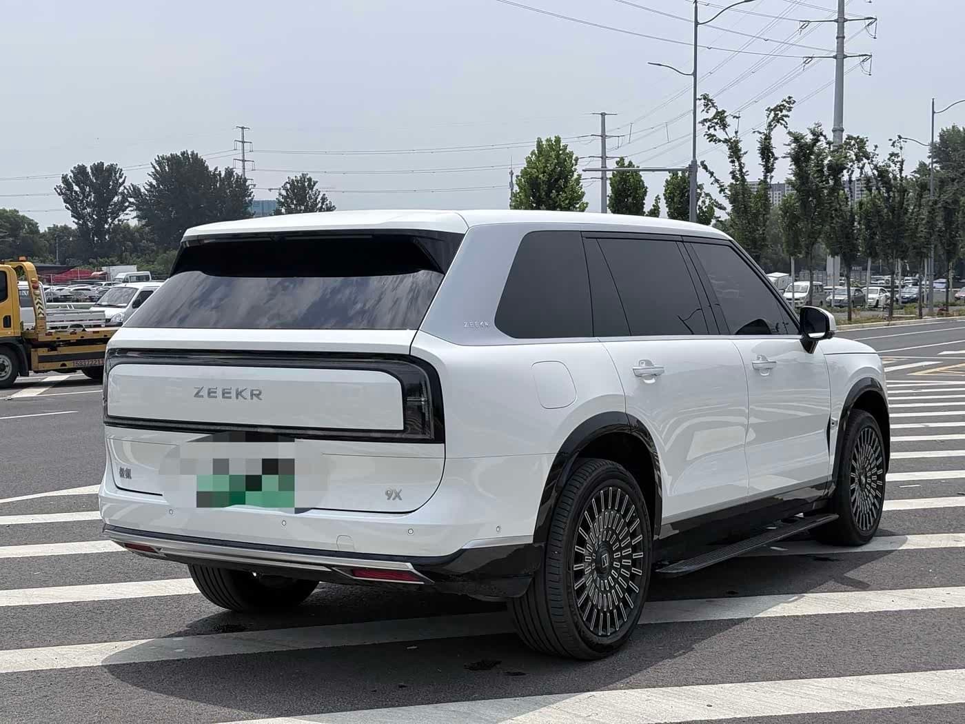 2025 Zeekr 9X White, 8,000 km, China export – photo 9