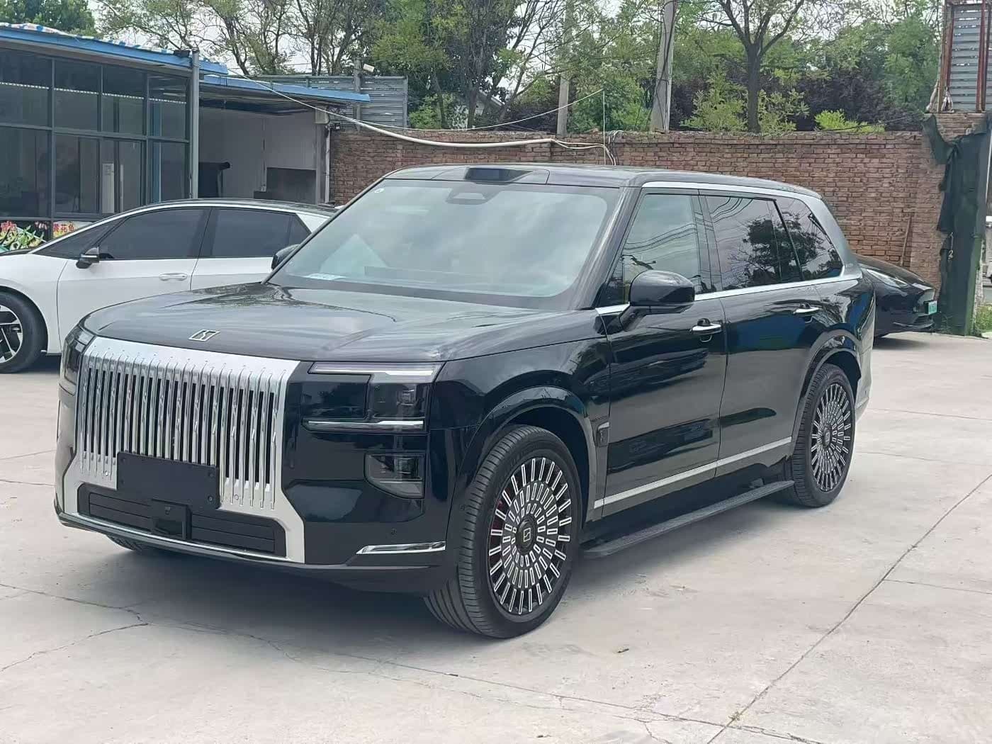 2025 Zeekr 9X Black, 10,000 km, China export – photo 1