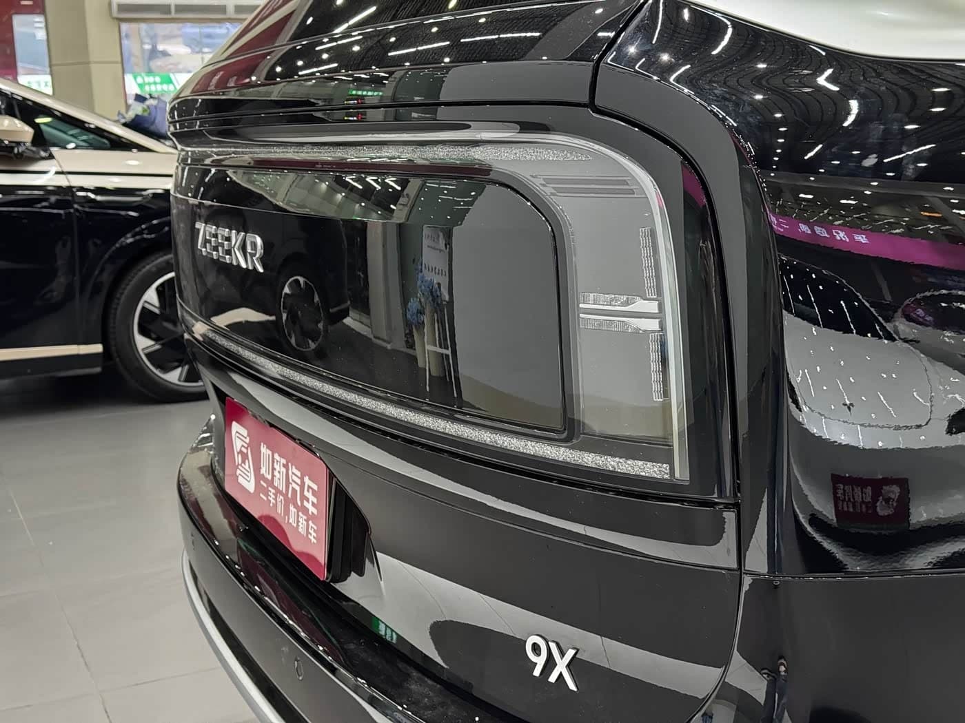 2025 Zeekr 9X Black, 7,000 km, China export – photo 6