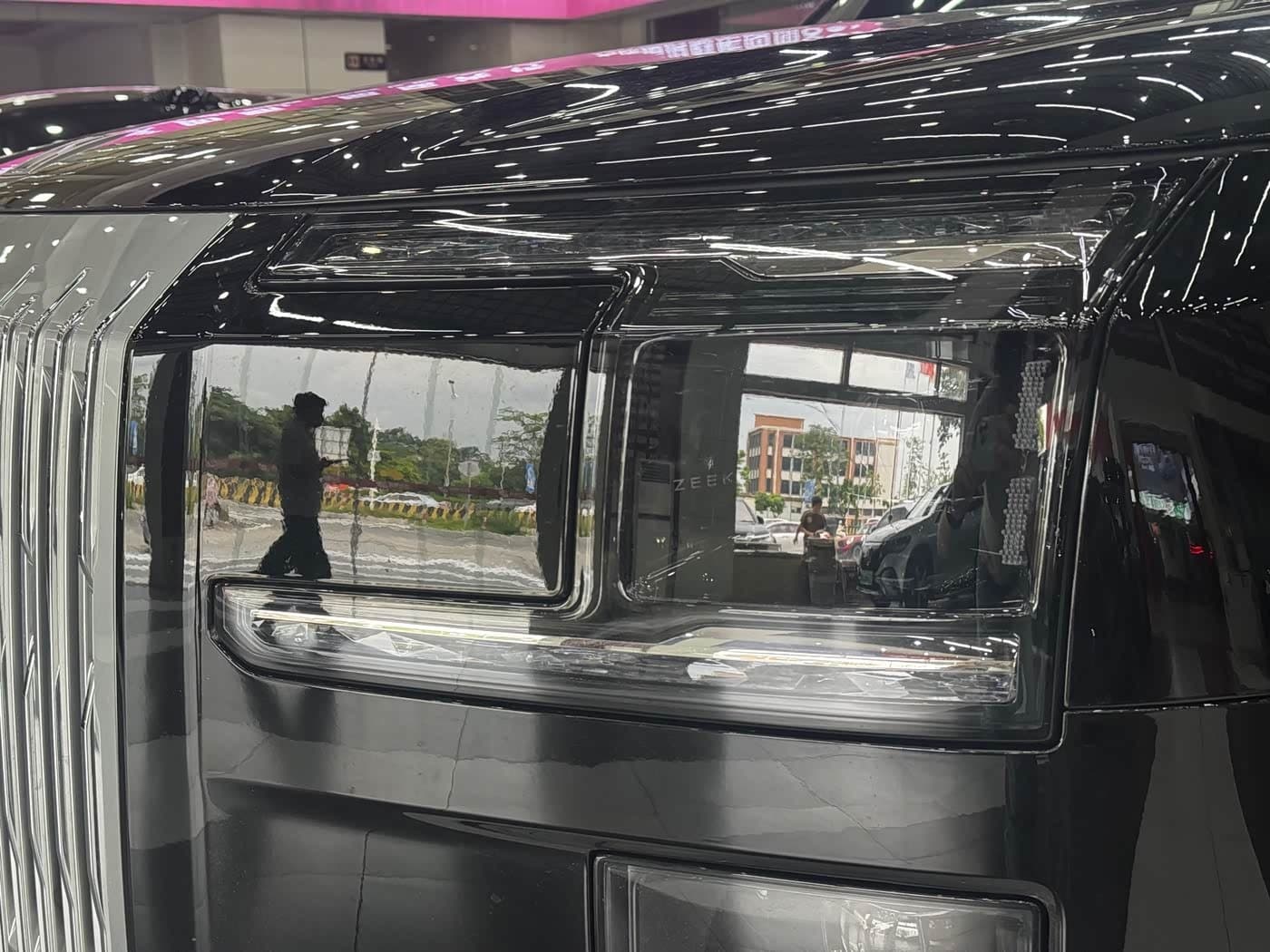 2025 Zeekr 9X Black, 7,000 km, China export – photo 9