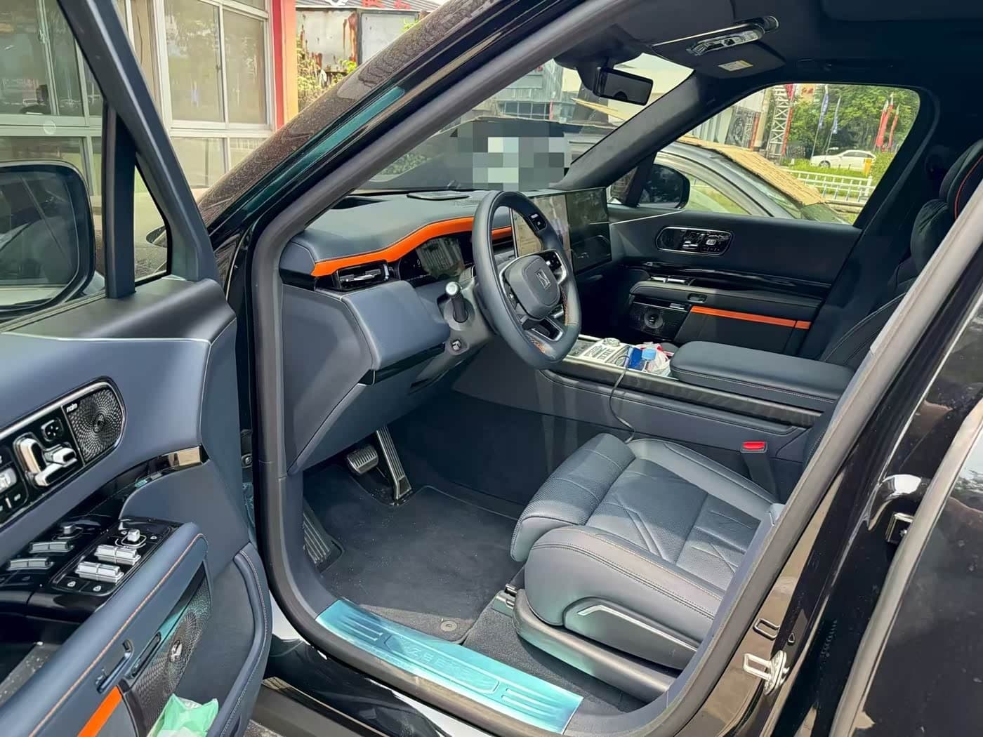 2025 Zeekr 9X Black, 9,000 km, China export – photo 17