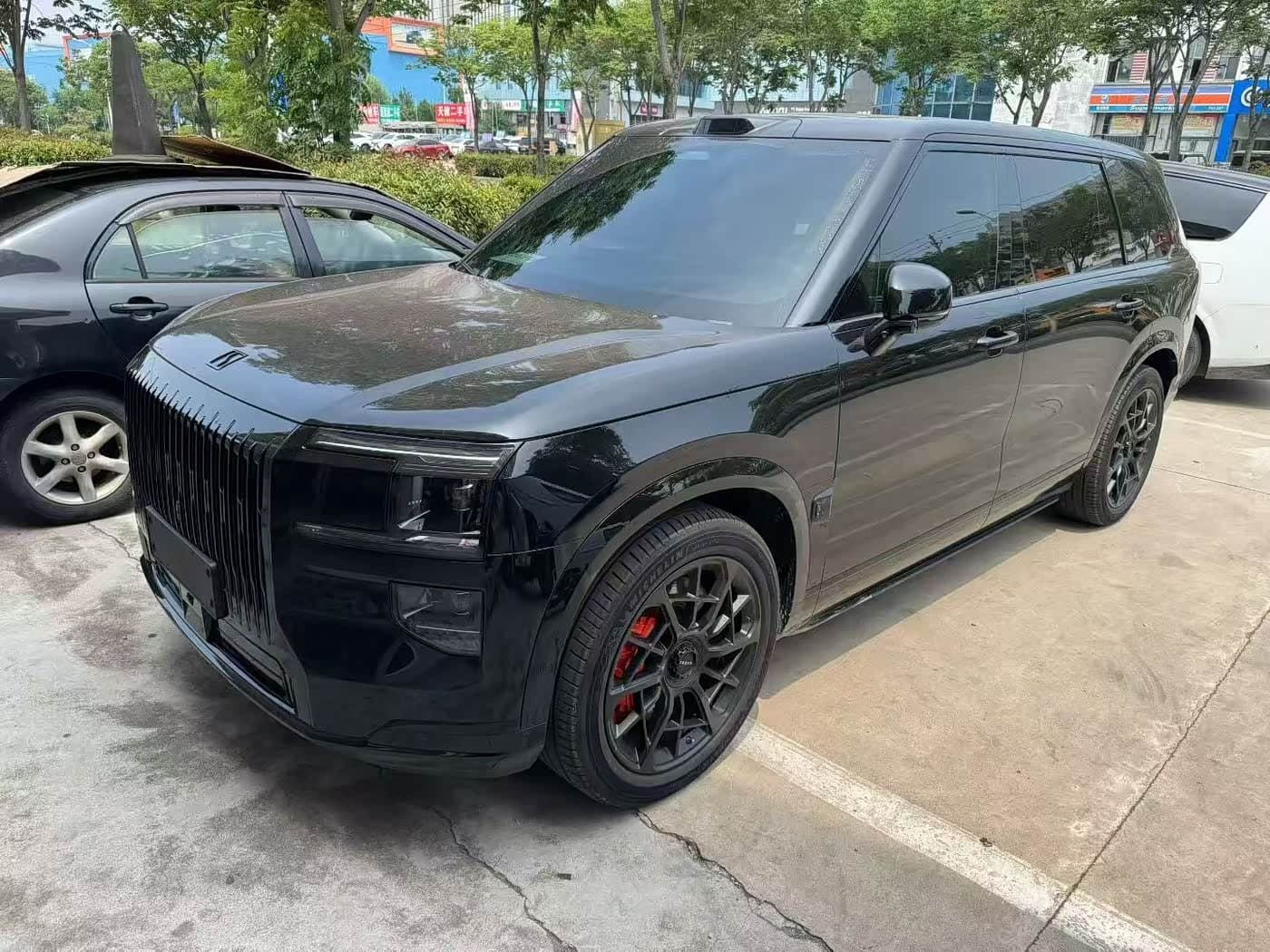 2025 Zeekr 9X Black, 9,000 km, China export – photo 1