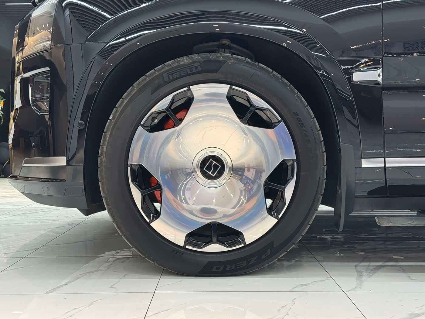 2025 Zeekr 9X Black, 27,900 km, China export – photo 16