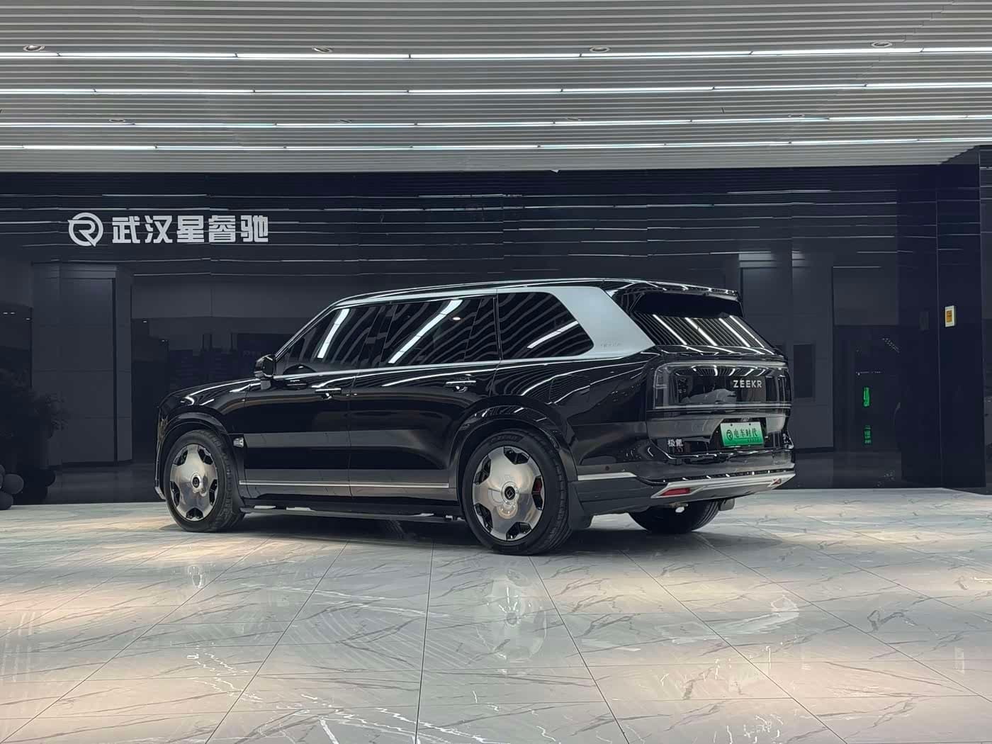 2025 Zeekr 9X Black, 27,900 km, China export – photo 5