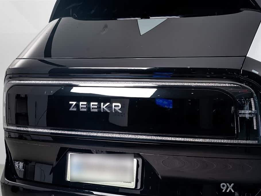 2025 Zeekr 9X Black, 5,300 km, China export – photo 8