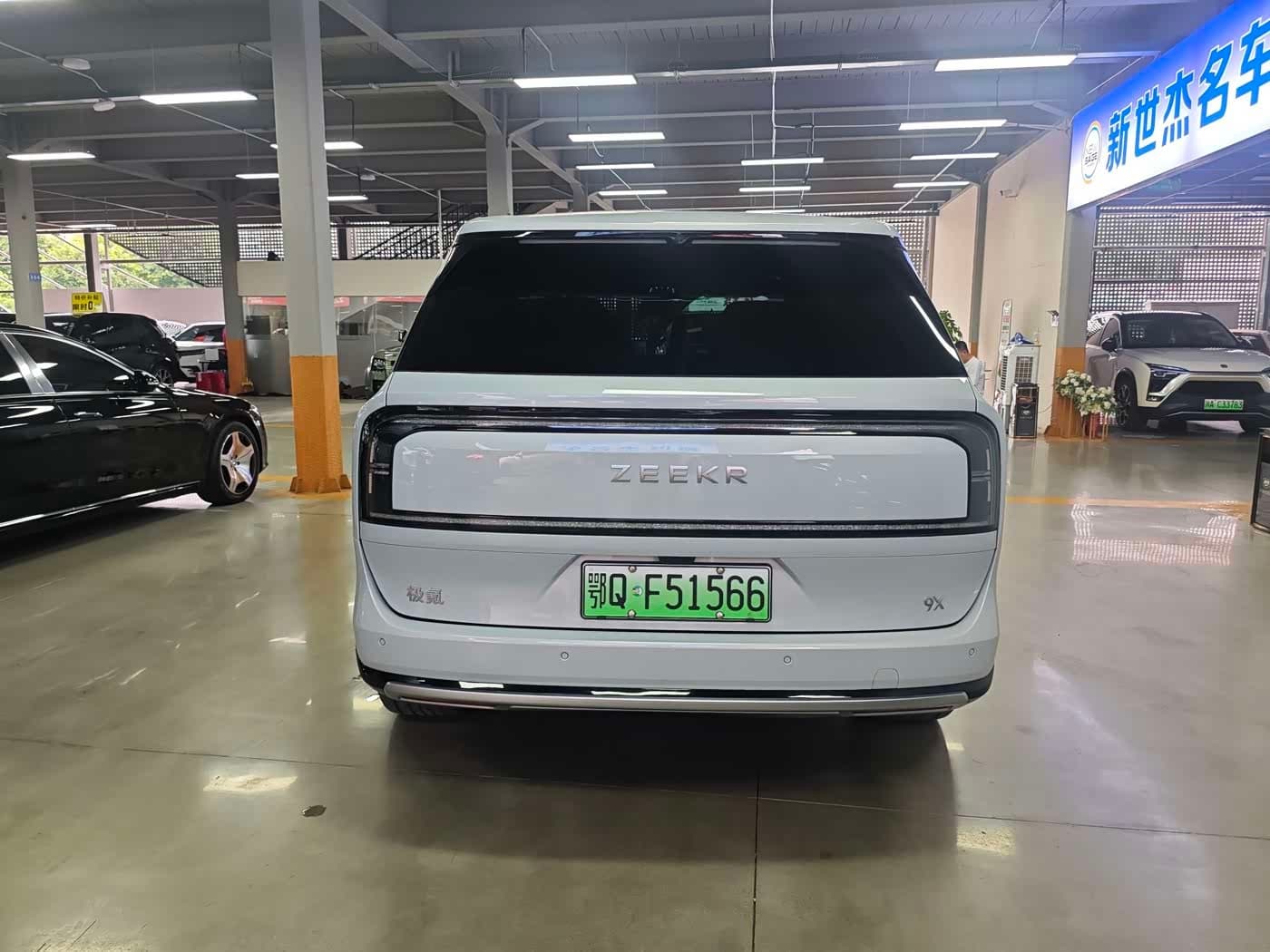2025 Zeekr 9X White, 10,000 km, China export – photo 12