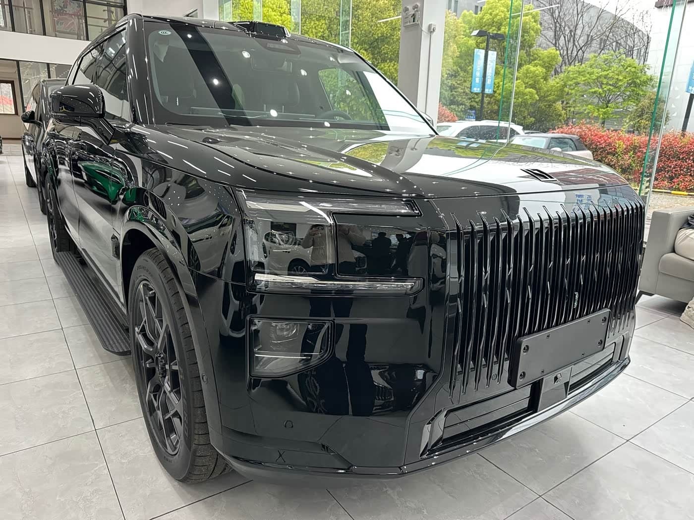 2025 Zeekr 9X Black, 100 km, China export – photo 2