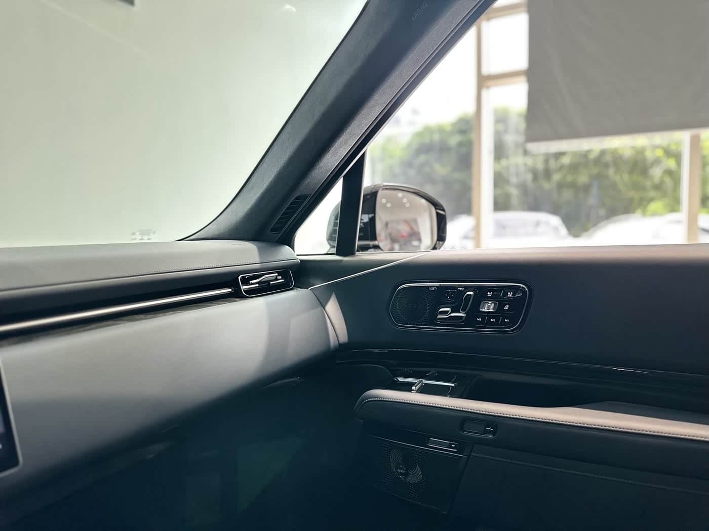 2025 Zeekr 9X Black, 10,000 km, China export – photo 8