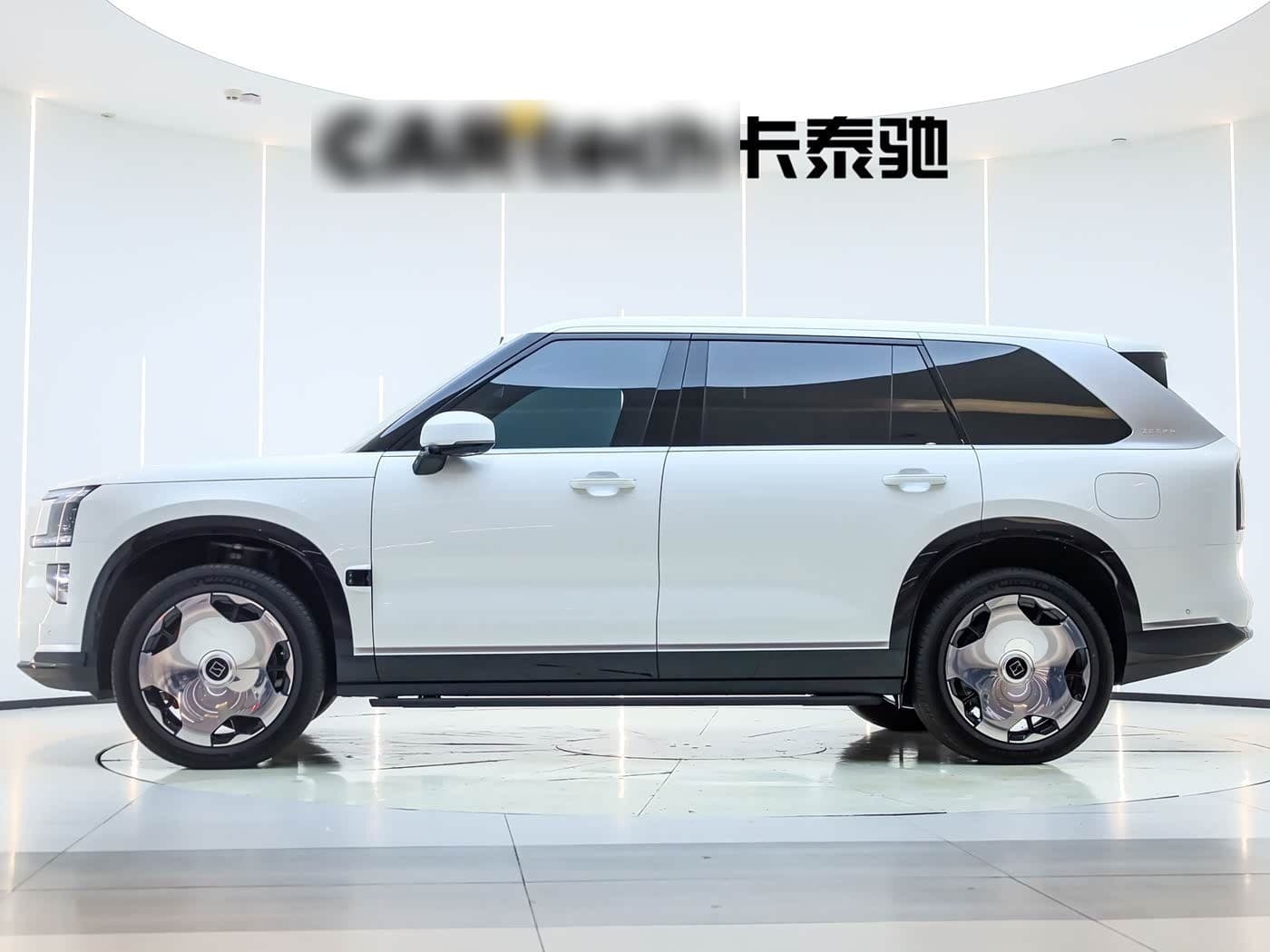 2025 Zeekr 9X White, 1,600 km, China export – photo 10
