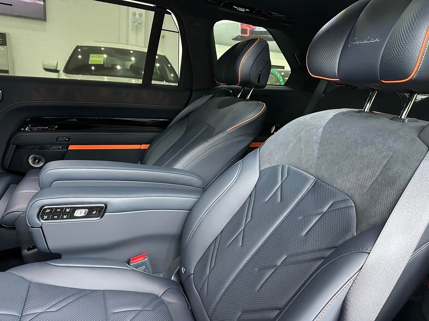 2025 Zeekr 9X Black, 100 km, China export – photo 10