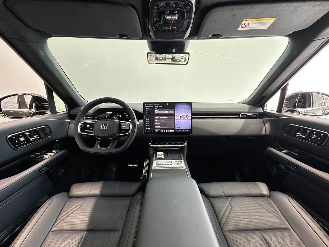 2025 Zeekr 9X Black, 10,000 km, China export – photo 15
