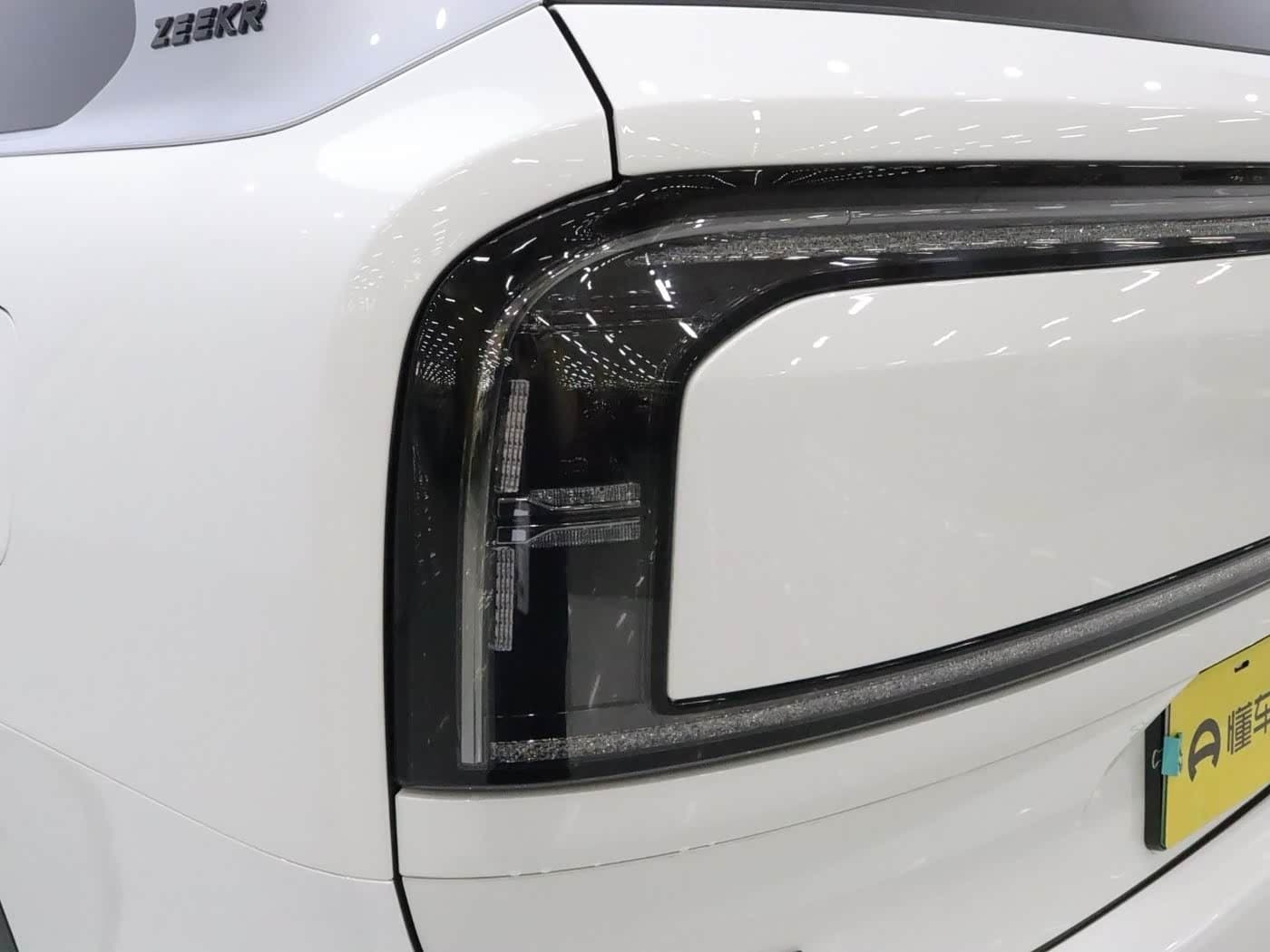 2025 Zeekr 9X White, 17,000 km, China export – photo 16