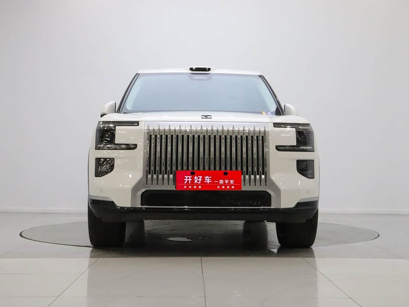 2025 Zeekr 9X White, 17,000 km, China export – photo 3