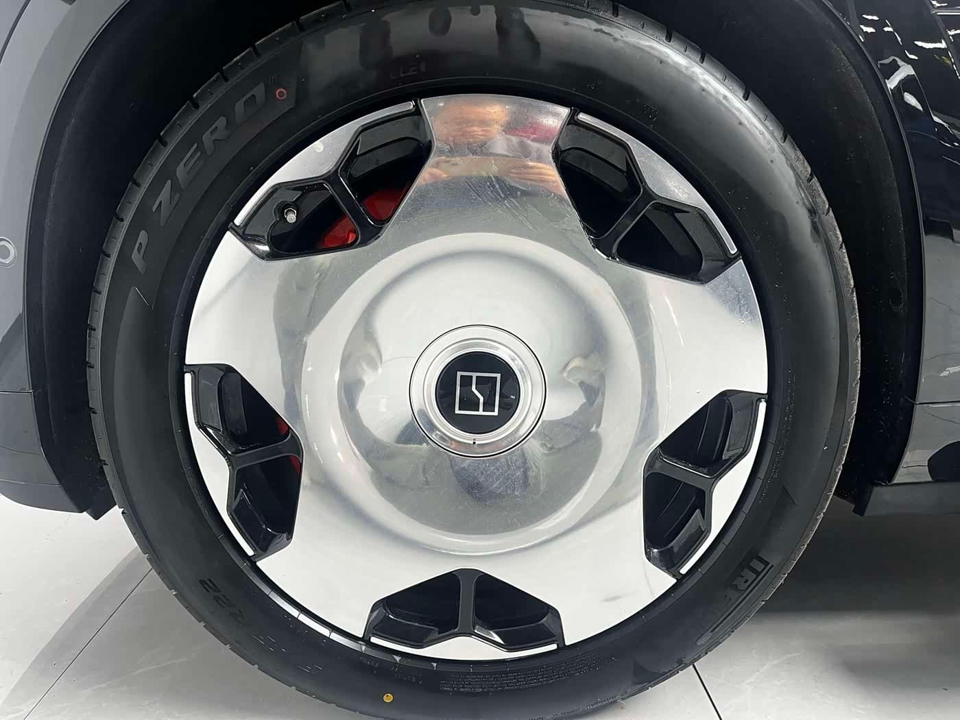2025 Zeekr 9X Black, 4,000 km, China export – photo 5