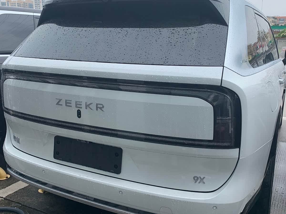 2025 Zeekr 9X White, 100 km, China export – photo 11