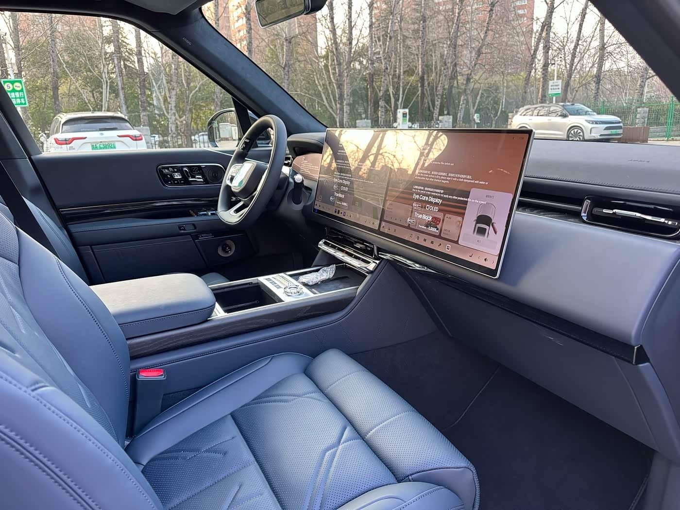 2025 Zeekr 9X Black, 1,000 km, China export – photo 10