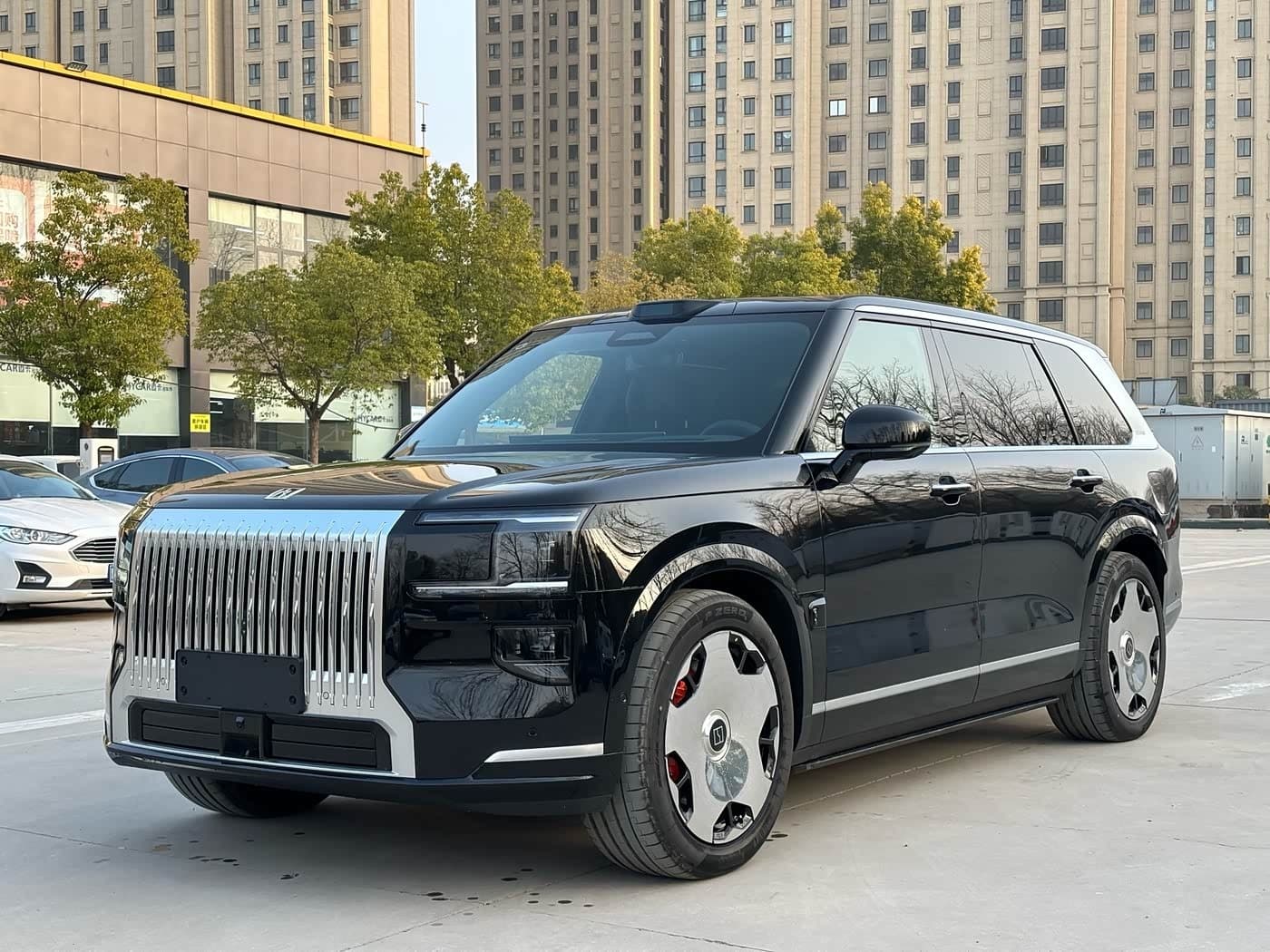 2025 Zeekr 9X Black, 1,000 km, China export – photo 1