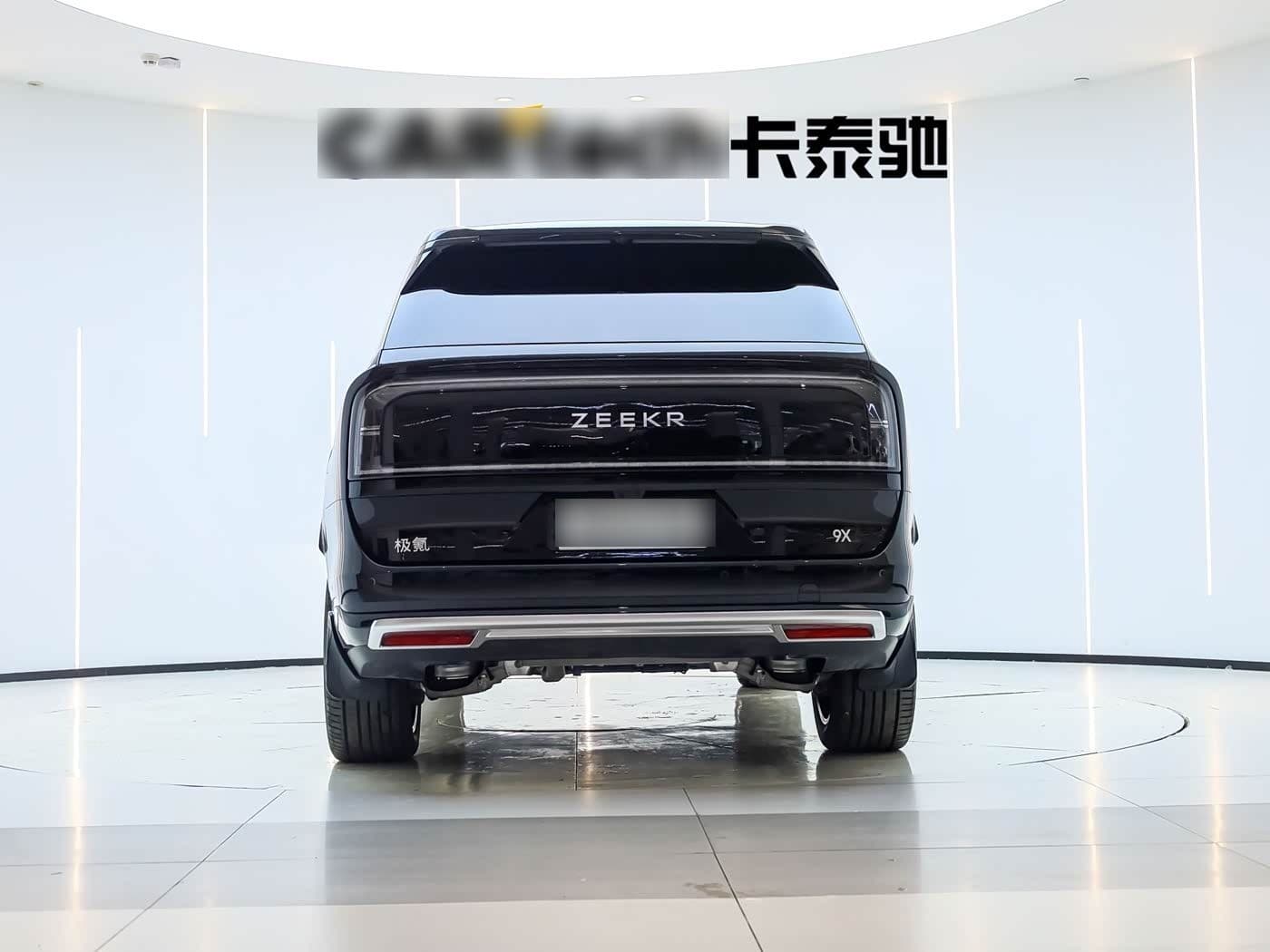 2025 Zeekr 9X Black, 12,500 km, China export – photo 5
