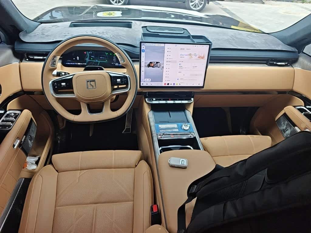 2025 Zeekr 9X Black, 9,500 km, China export – photo 10