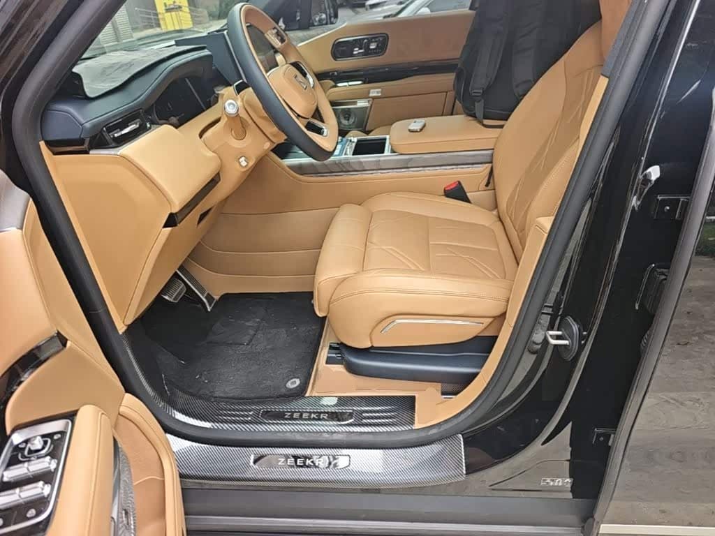 2025 Zeekr 9X Black, 9,500 km, China export – photo 15