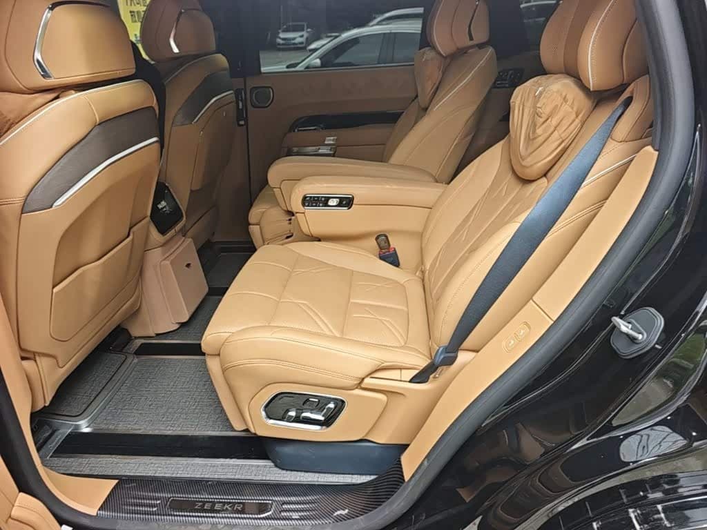 2025 Zeekr 9X Black, 9,500 km, China export – photo 17