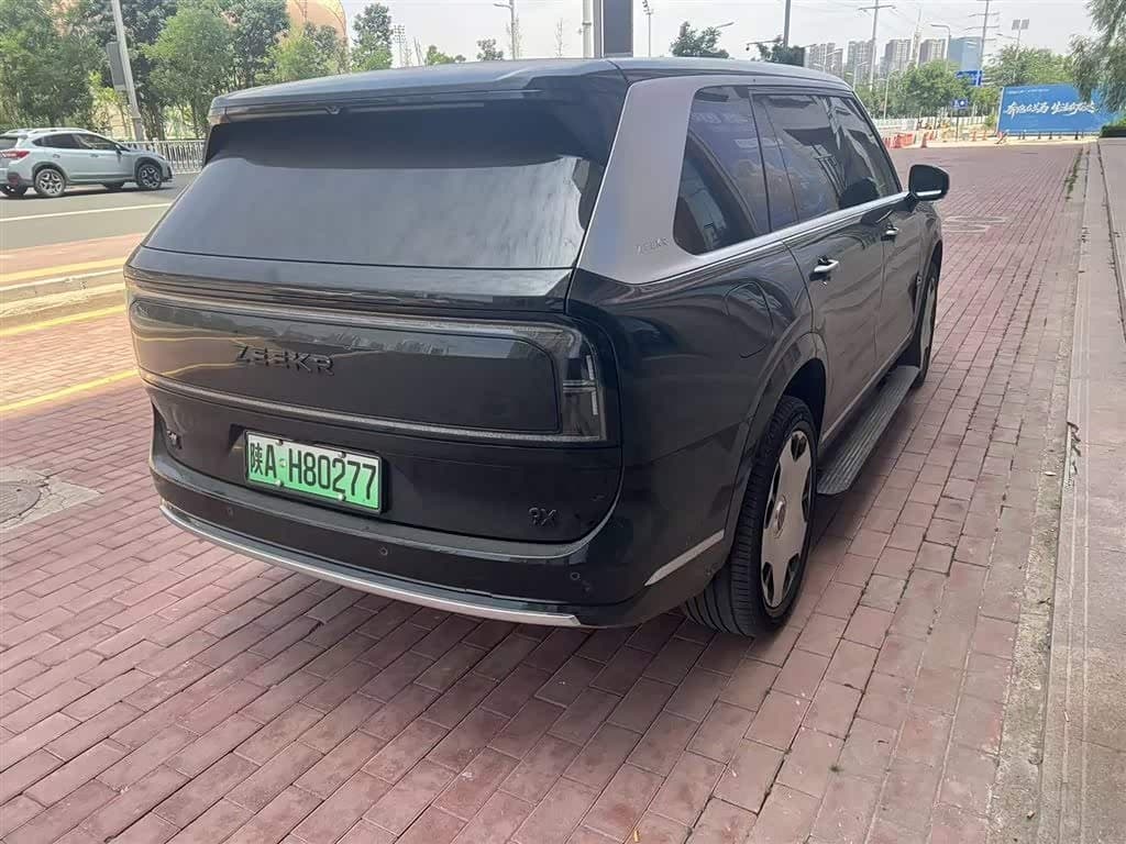2025 Zeekr 9X Black, 8,000 km, China export – photo 3