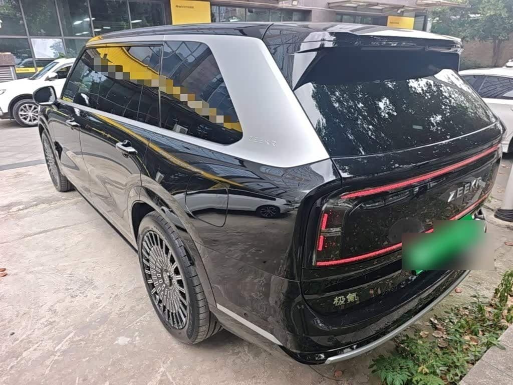 2025 Zeekr 9X Black, 9,500 km, China export – photo 5