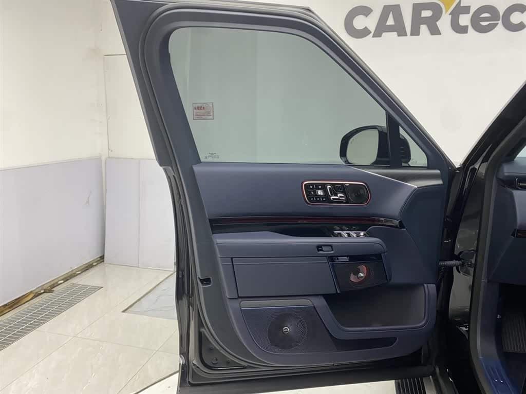 2025 Zeekr 9X Black, 11,000 km, China export – photo 16