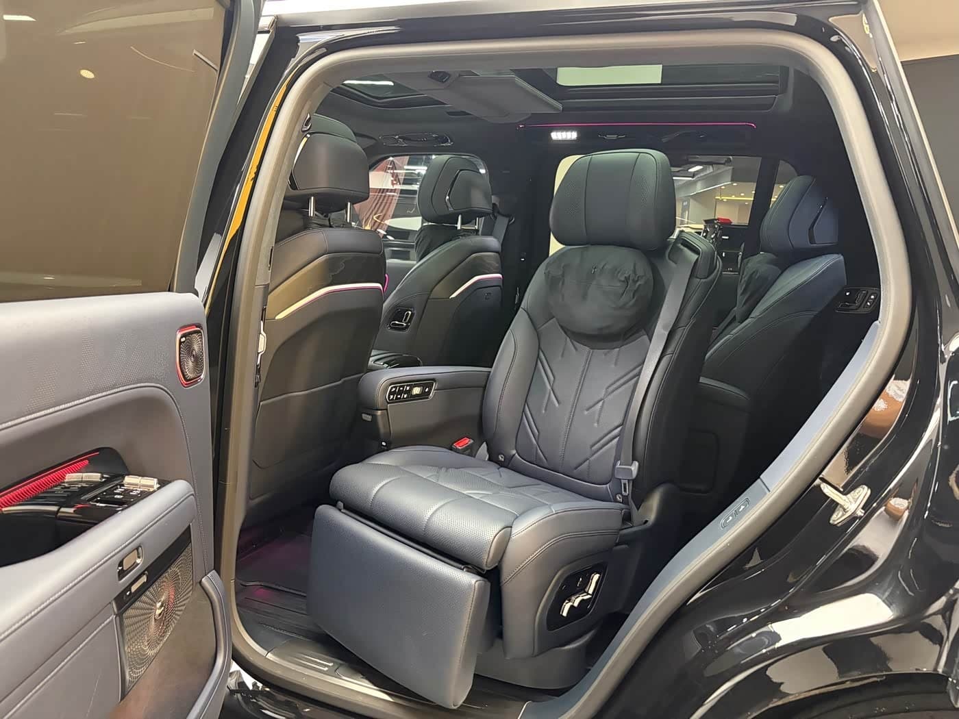 2025 Zeekr 9X Black, 8,200 km, China export – photo 13