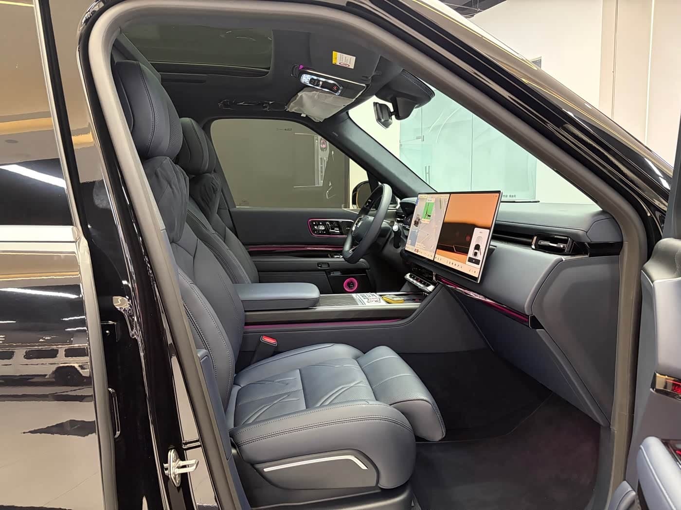 2025 Zeekr 9X Black, 8,200 km, China export – photo 12