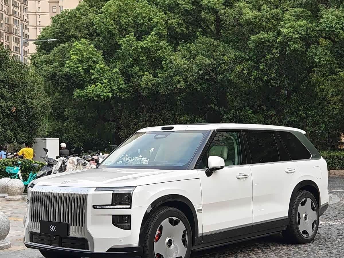 2025 Zeekr 9X White, 10 km, China export – photo 1