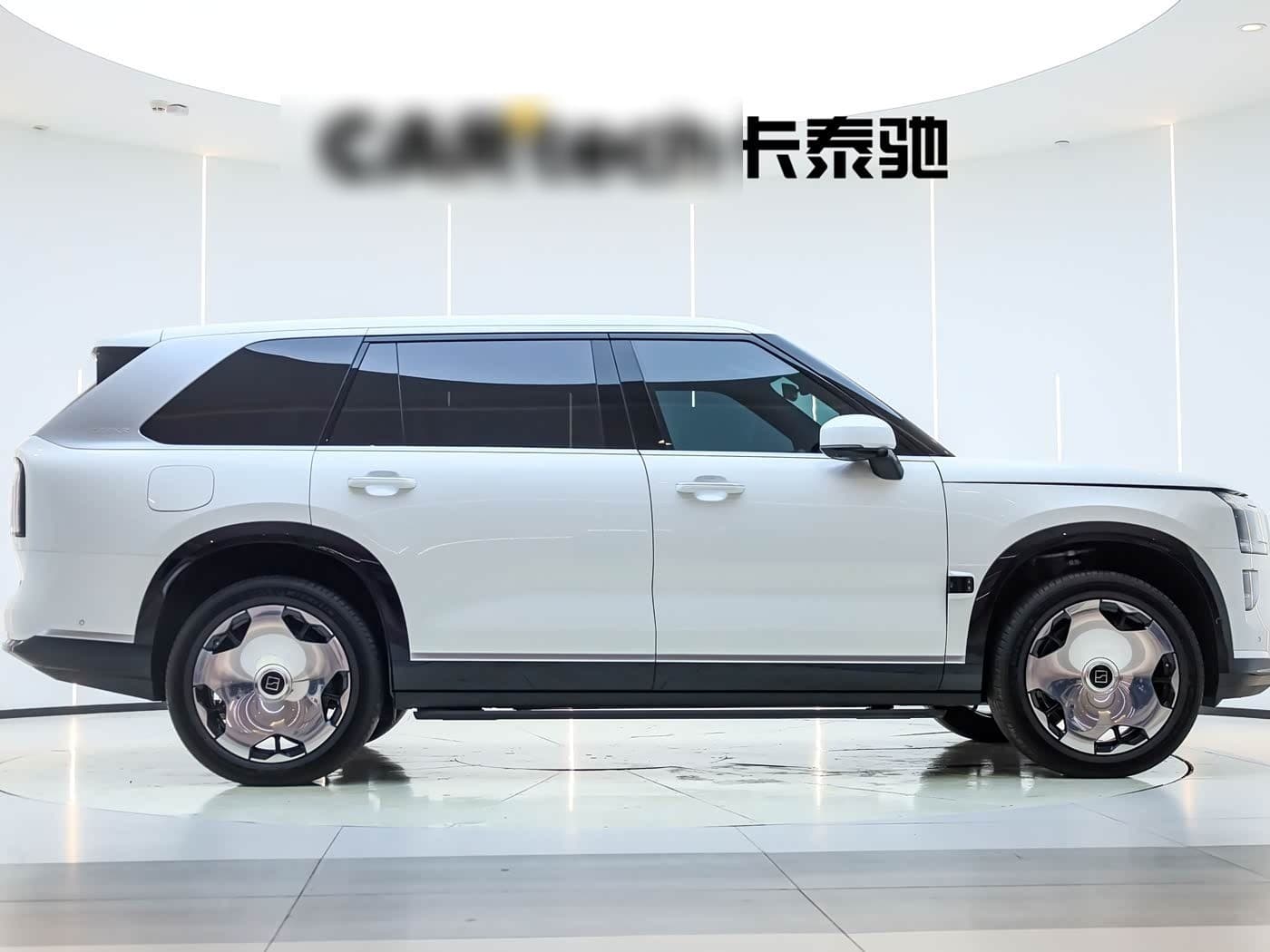 2025 Zeekr 9X White, 1,600 km, China export – photo 5