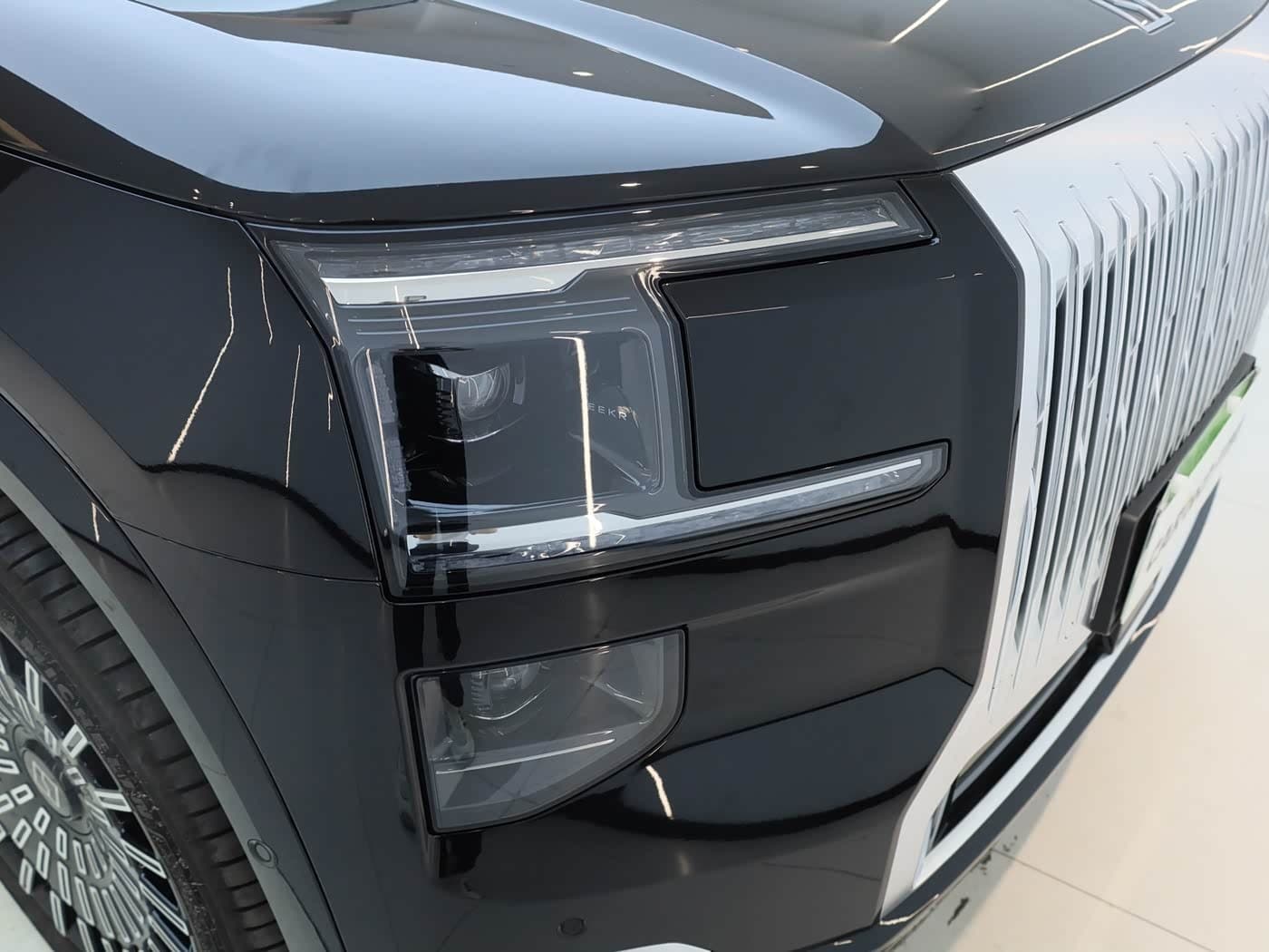 2025 Zeekr 9X Black, 12,500 km, China export – photo 7