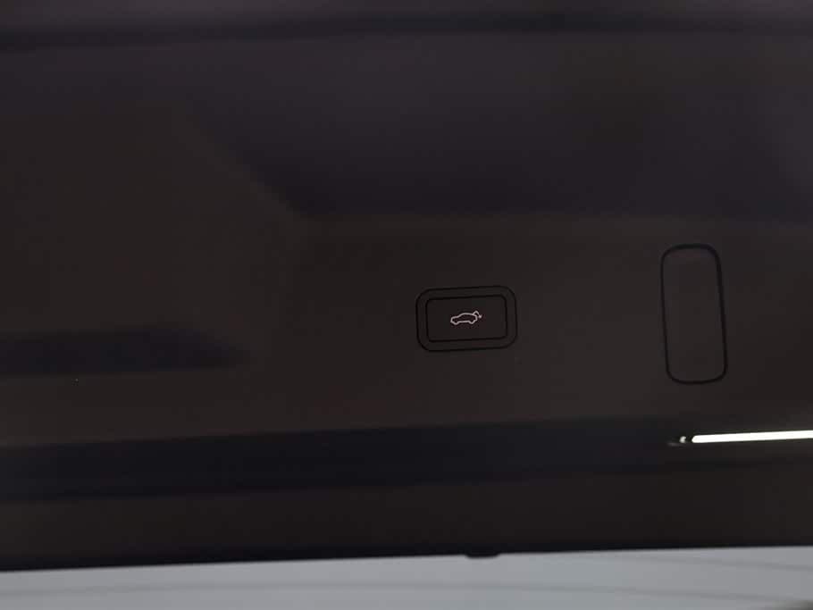 2025 Zeekr 9X Black, 2,600 km, China export – photo 10