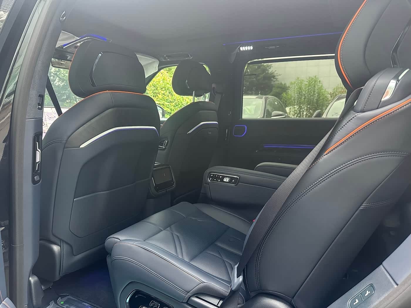 2025 Zeekr 9X Black, 100 km, China export – photo 15