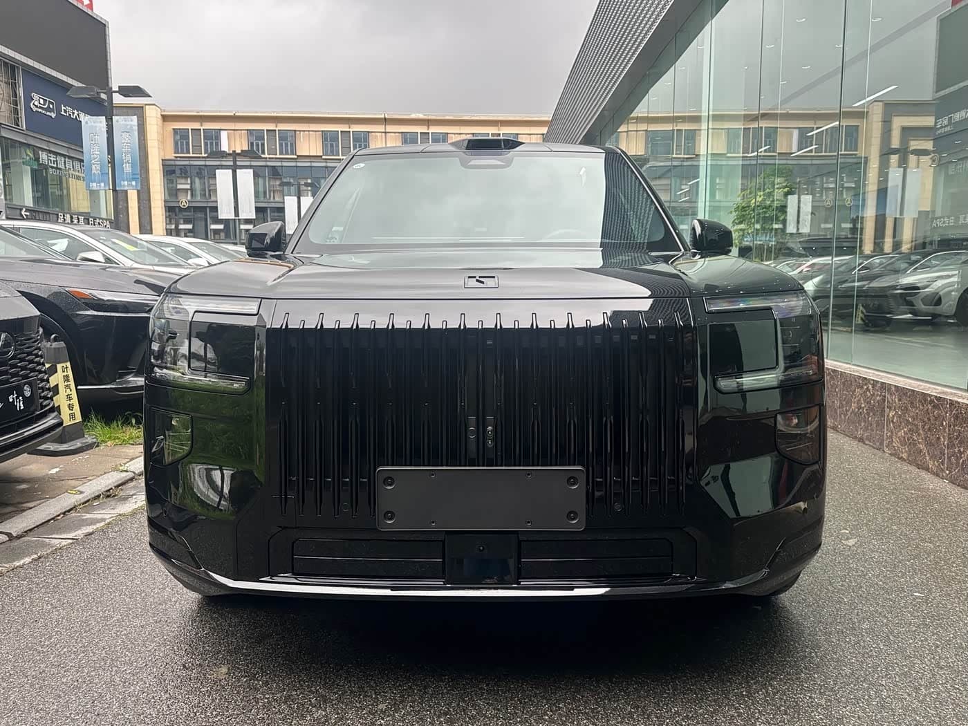 2025 Zeekr 9X Black, 100 km, China export – photo 2