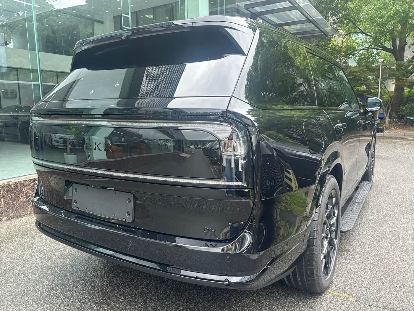 2025 Zeekr 9X Black, 100 km, China export – photo 19
